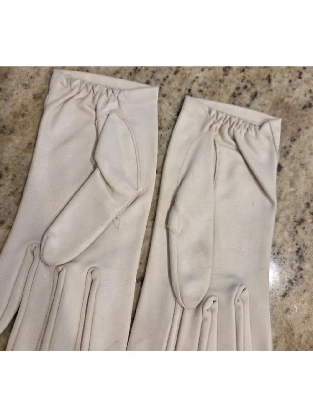 Vintage Womens Size M/L 7.5 Beige Nylon Formal Short Gloves